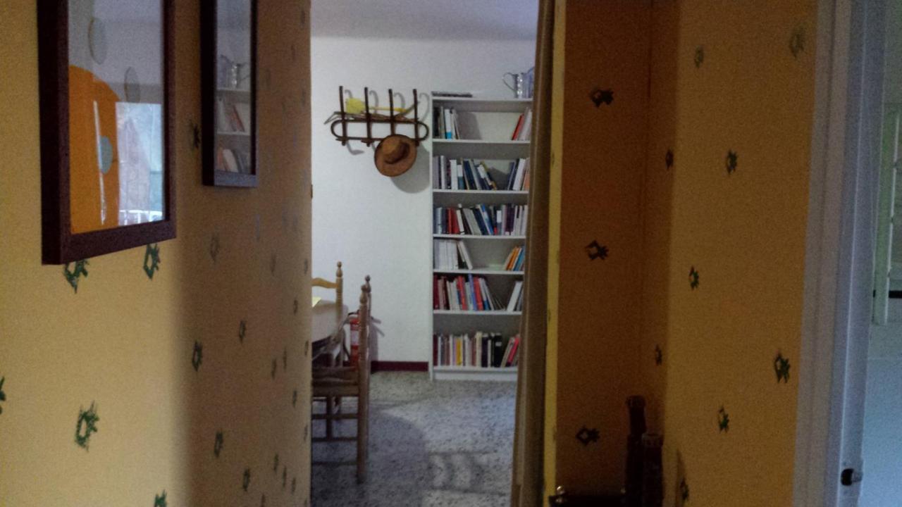 La Casa De Las Burbujas Azules Caspe Zewnętrze zdjęcie